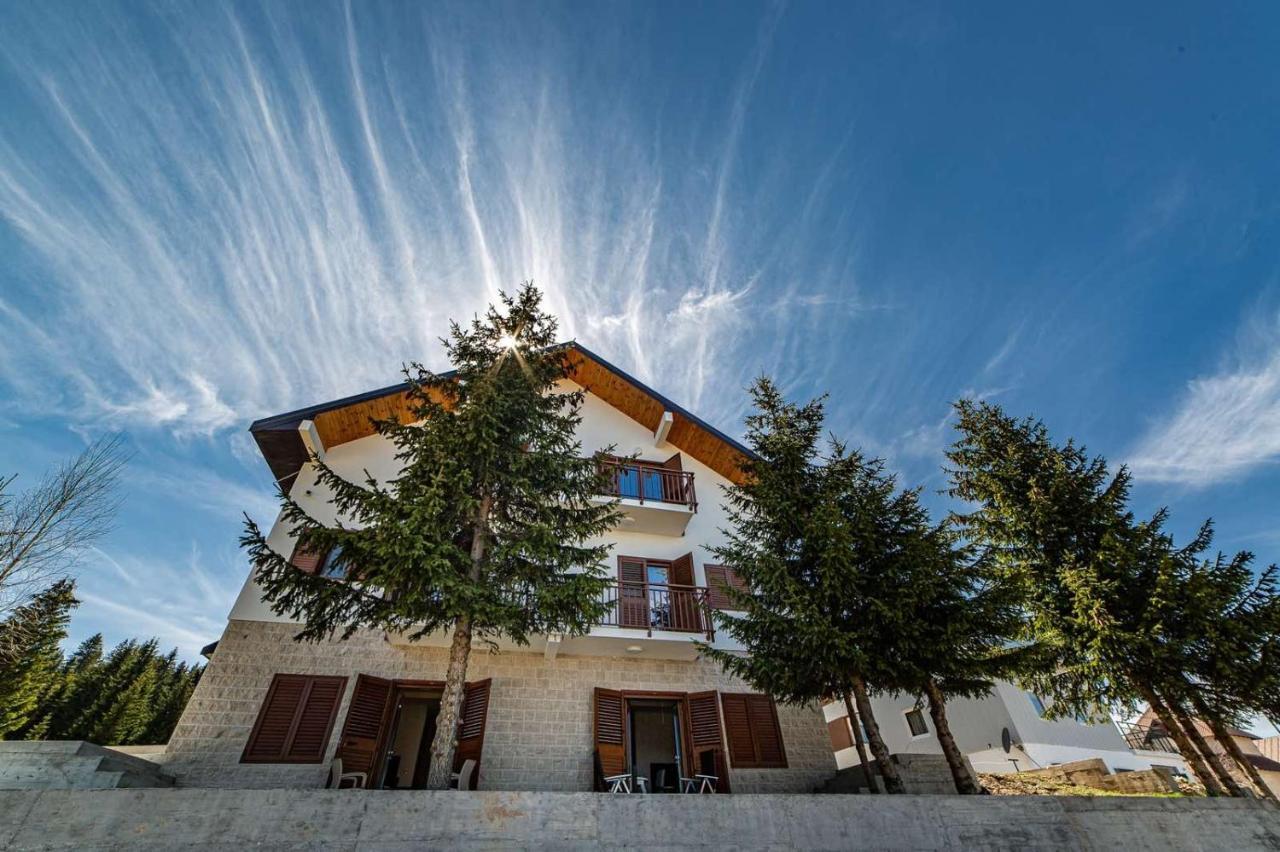 Turisticki Apartmani “Kraljeva Stolica” Žabljak Exteriér fotografie
